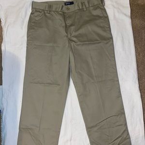 MEN’S khakis